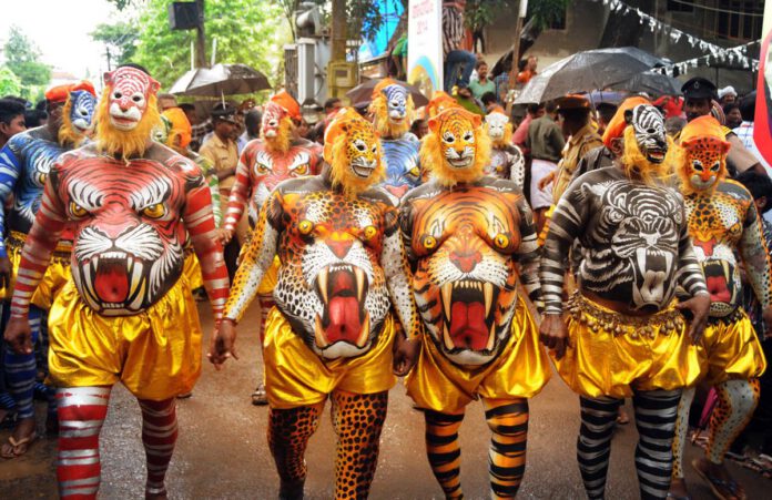 Athachamayam Onam Athachamayam