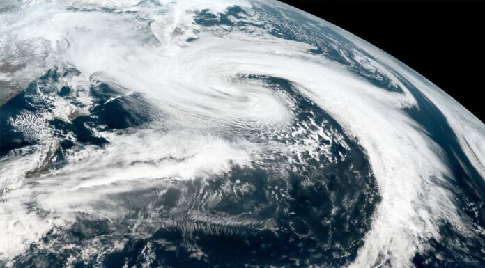 “Hikka”,Cyclonic storm moves closely